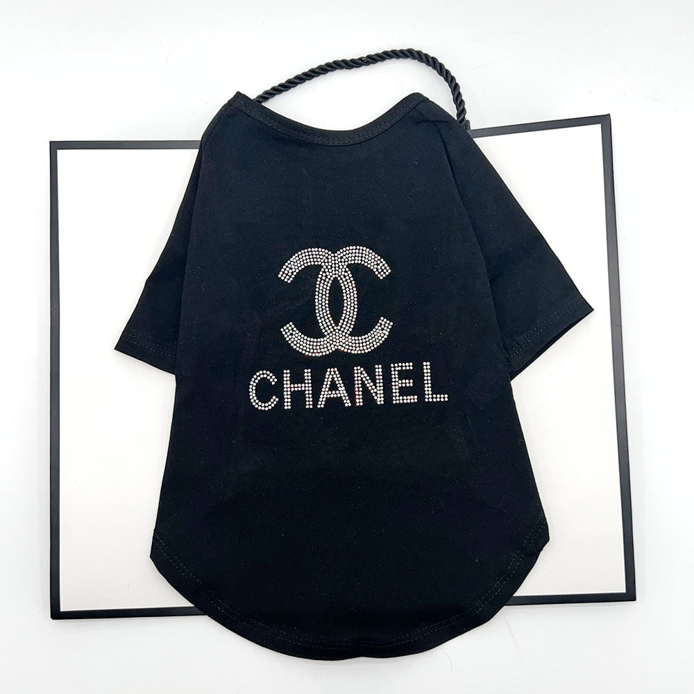 T-shirt pour chien Chanel | 2025