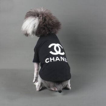 T-shirt pour chien Chanel | 2024