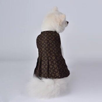 Robe Louis Vuitton pour Chiens - Élégance Canine de Luxe | 2024