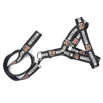 Collier Moschino Luxe pour Chiens - 2025 - Doglovedesign : Vêtement et accessoires pour chiens Collier Moschino Luxe pour Chiens - 2025 - Doglovedesign : Vêtement et accessoires pour chiens
