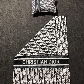 Panier pour chien Dior - 2025 - Doglovedesign : Vêtement et accessoires pour chiens Panier pour chien Dior - 2025 - Doglovedesign : Vêtement et accessoires pour chiens