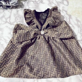 Robe Fendi pour Chiens - Sophistication et Style Canin - 2025 - Vêtement et accessoires pour chiens - Doglovedesign