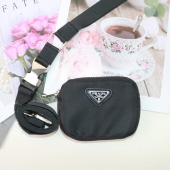 Accessoires de Luxe pour Chiens : Laisse et Collier Prada - 2025 - Vêtement et accessoires pour chiens - Doglovedesign
